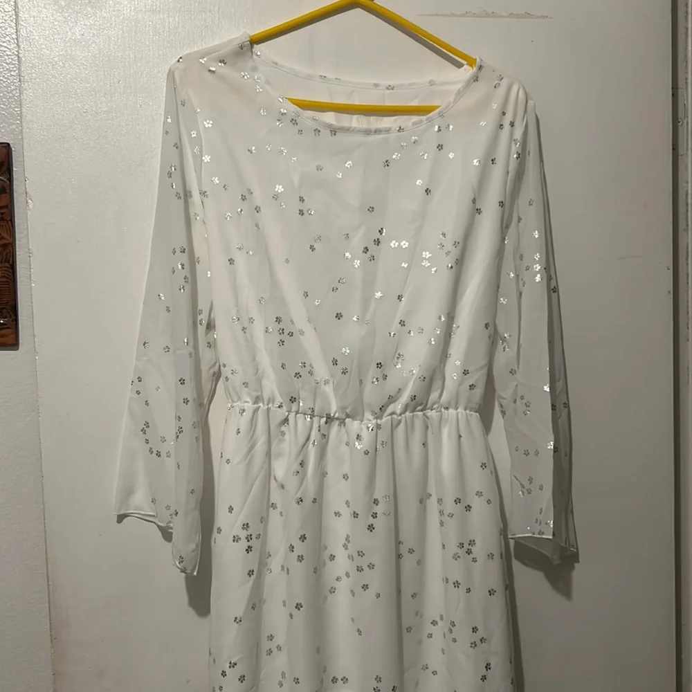 SHEIN white w/ silver flower wedding dress - Picture 1 of 3